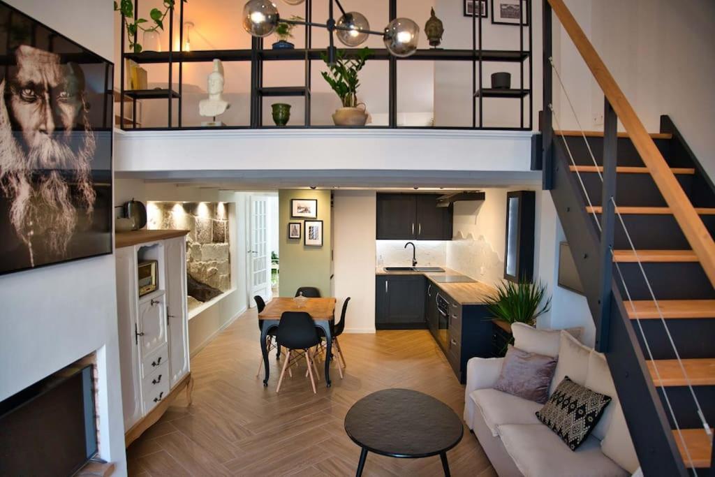 Appartement-Terrasse Centre Historique อูเซส ภายนอก รูปภาพ
