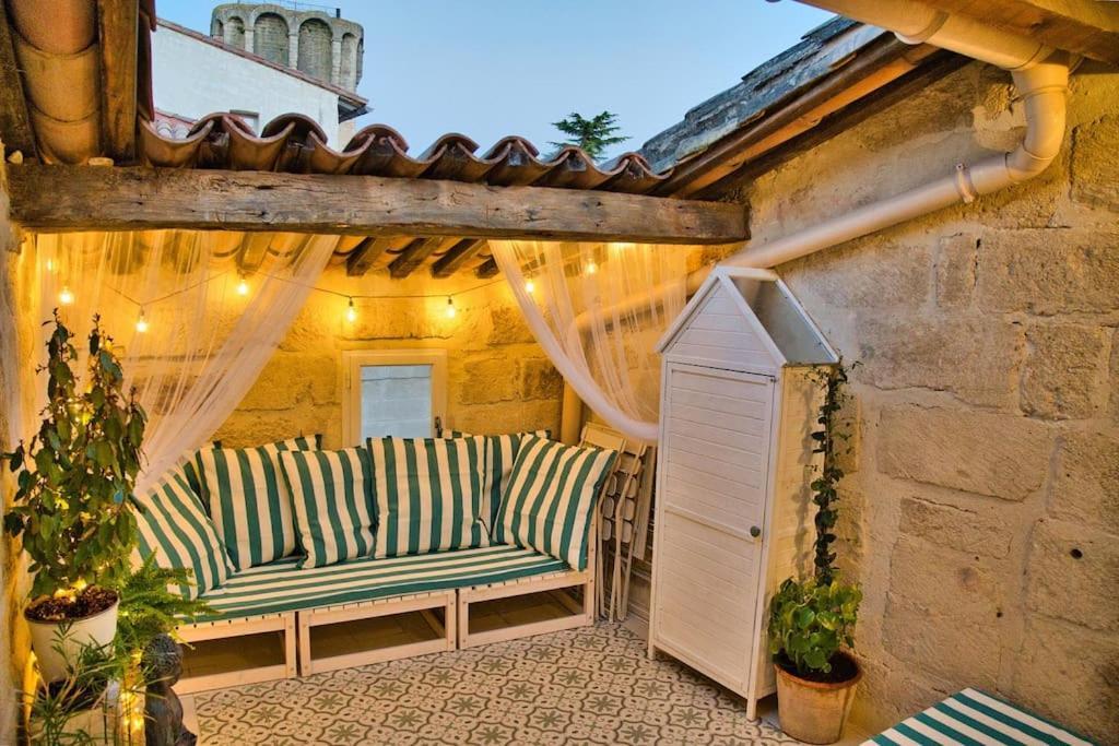 Appartement-Terrasse Centre Historique อูเซส ภายนอก รูปภาพ
